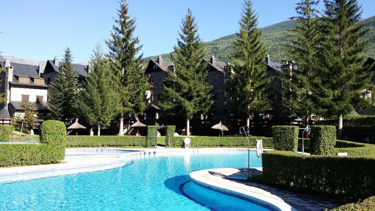 Inmocyma Residencial Linsoles-Valle De Benasque Zewnętrze zdjęcie
