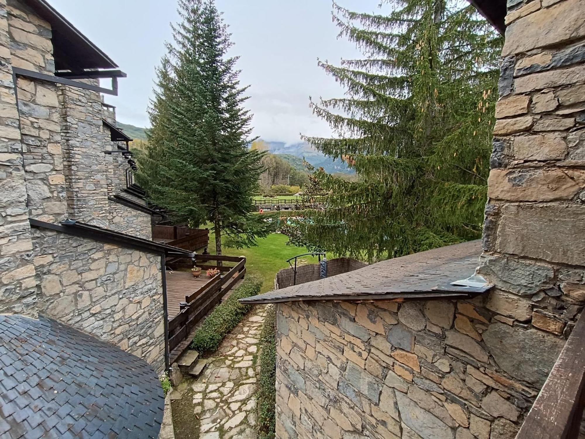 Inmocyma Residencial Linsoles-Valle De Benasque Zewnętrze zdjęcie